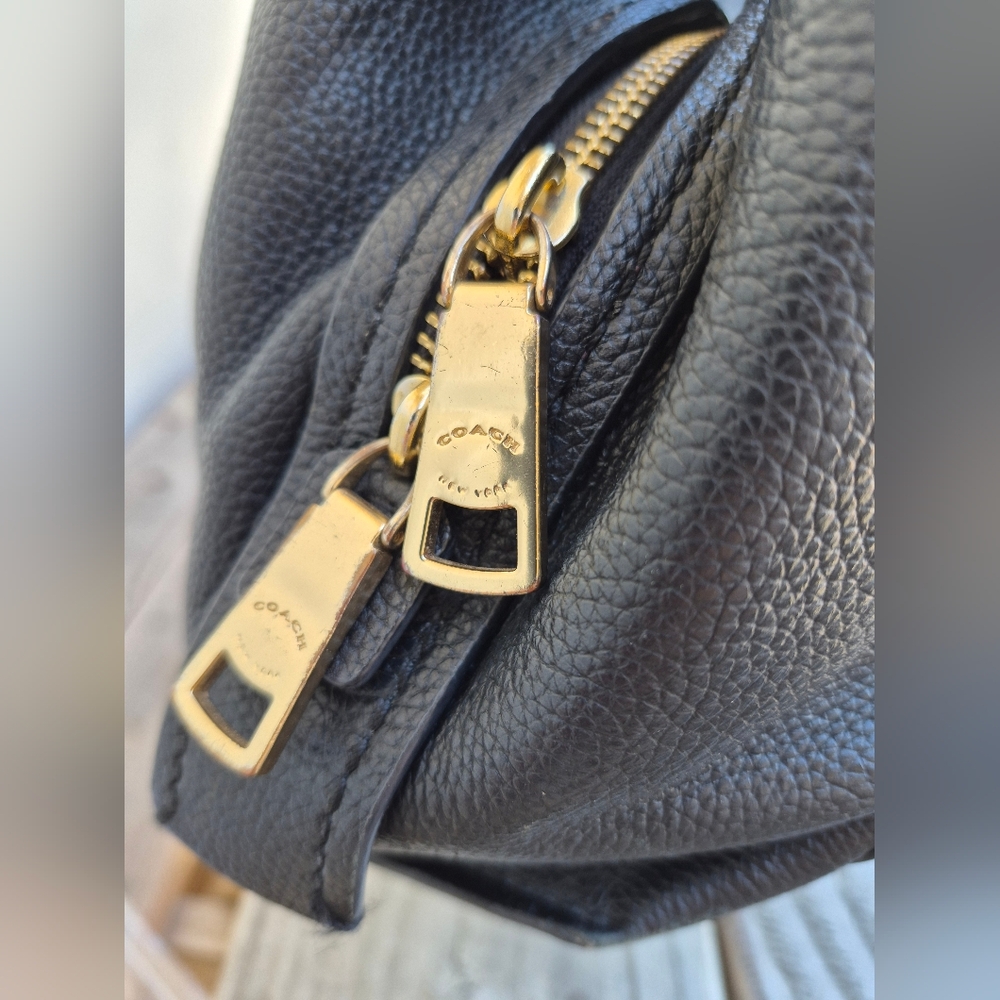 Coach Dalton 31 Black Pebbled Leather Bag - Picture 8 of 13